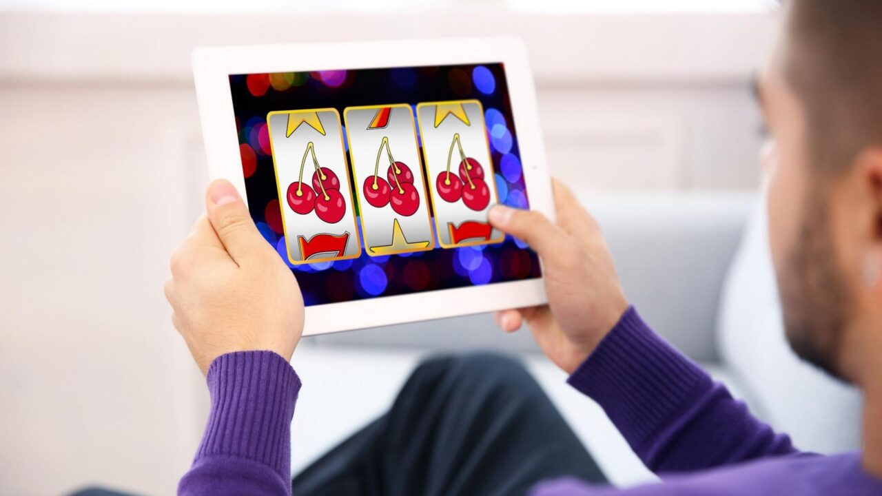 Social Interaction Features Increasing Popularity of Claim Link Free Credit Slots