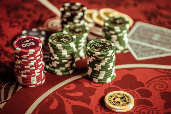 How Free Casino Play Moments Turn Everyday Players Into Confident Winners